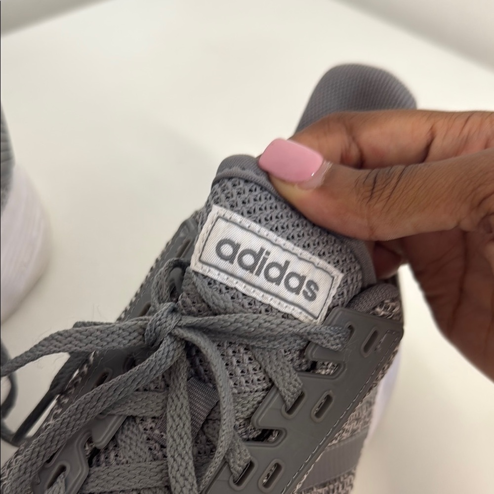 Sneaker Bundle - image 5